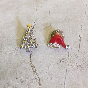 Christmas tree and hat pins